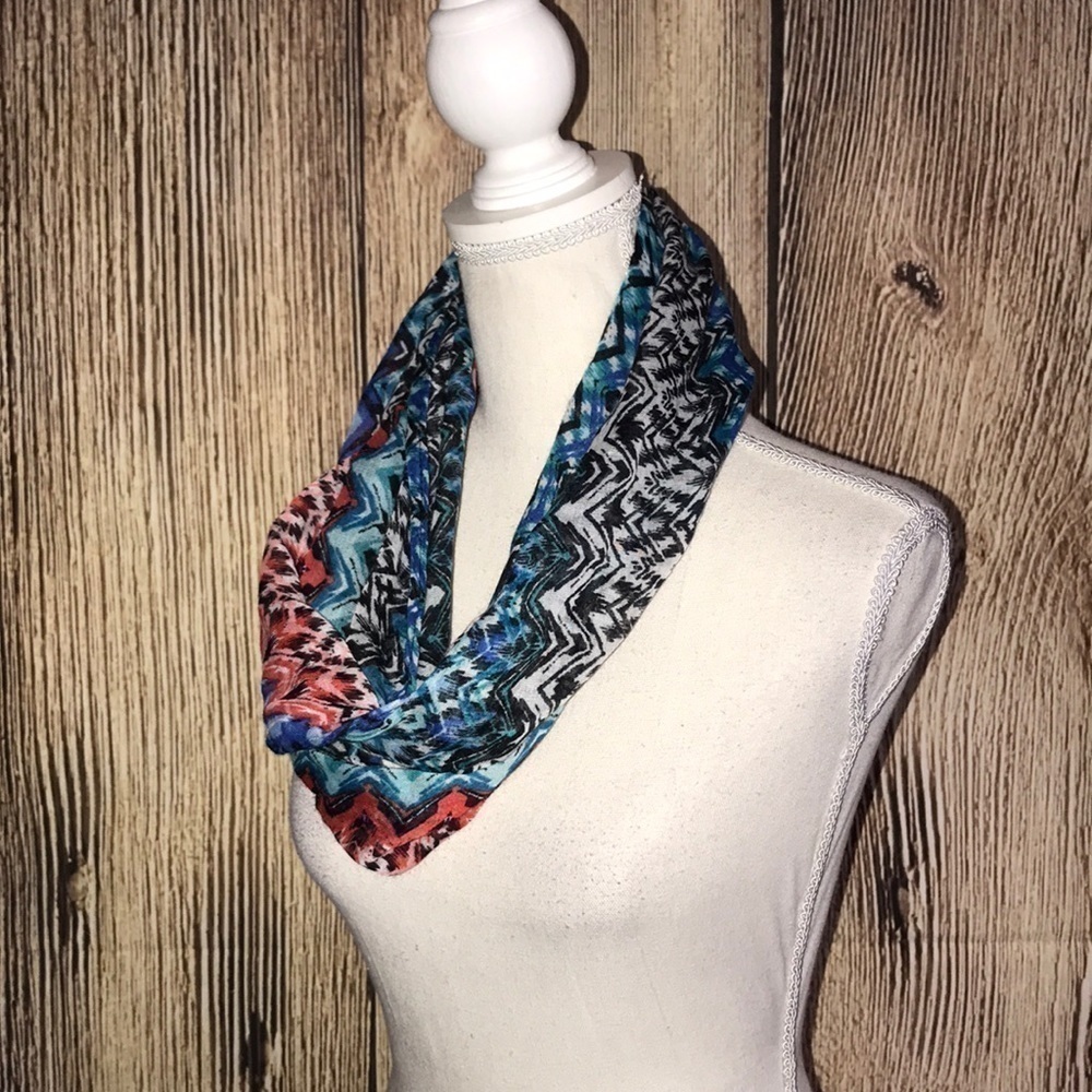 INFINITY SCARF BLUE & RED MULTI COLOR
